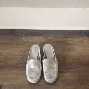 Sesto Meucci white slip on flats/mules